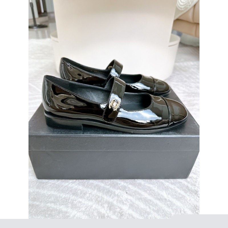 Ch*el flat shoes